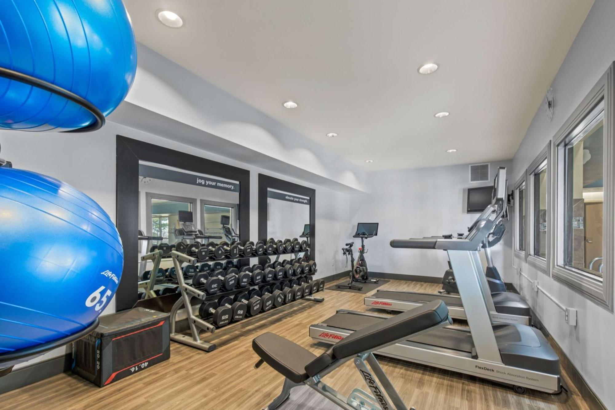 Hampton Inn & Suites Greeley Buitenkant foto